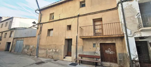 Casa 3 habitaciones 296m² en venta - Aragon