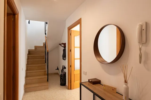 Atico / duplex en escuelas, junto zona universitaria. 4 habitaciones + estudio. terraza. orientado a sur. — 14