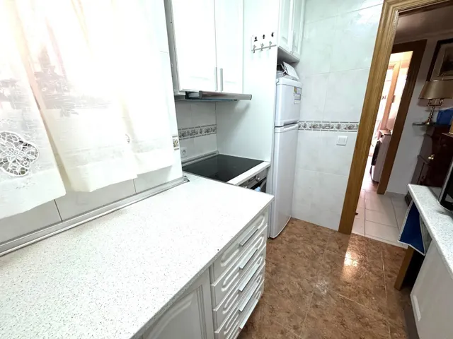 Amplia Vivienda de 4 habitaciones — 17
