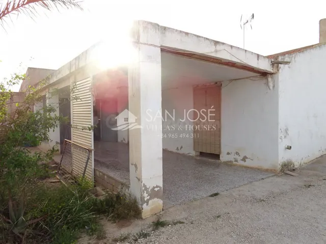 VENTA DE CASA DE CAMPO EN CAMINO DE HONDÓN EN ASPE CON ALMAC