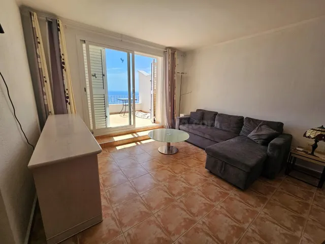 APARTAMENTO CON ESPECTACULARES VISTAS AL MAR Y DOS PISCINAS  - foto 5
