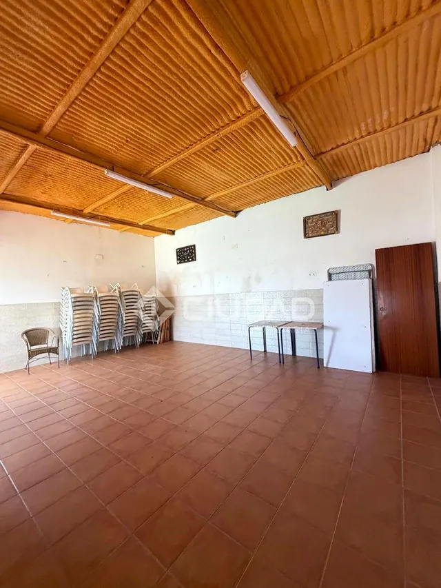 Parcela con construcción y piscina en Reventón Chico — 8