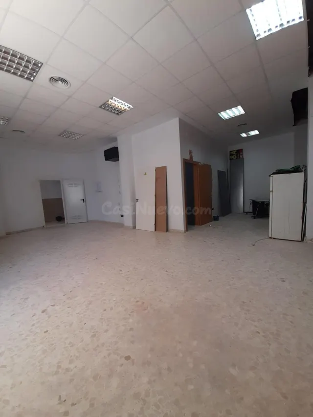 Local comercial 169m² en venta - Los Castillejos-La Trinidad — 3