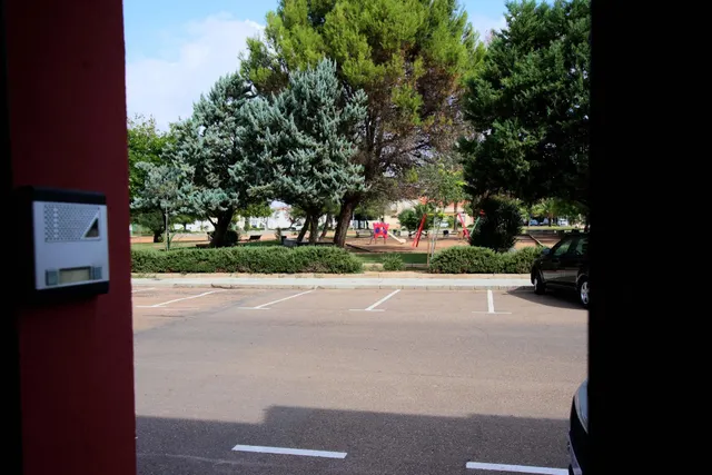 Fantástica casa en Montijo, con amplias estancias, totalmente equipada para entrar a vivir. — 41