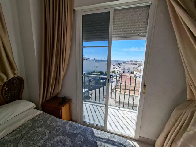 🏠 Piso en Venta en Arcos de la Frontera — 3 Dormitorios | 135.000 € — 13