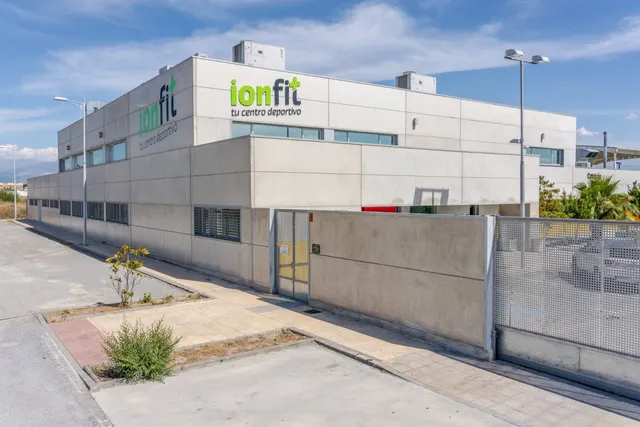 Parcela en Santa Fe (Granada). 123.000 € — 12