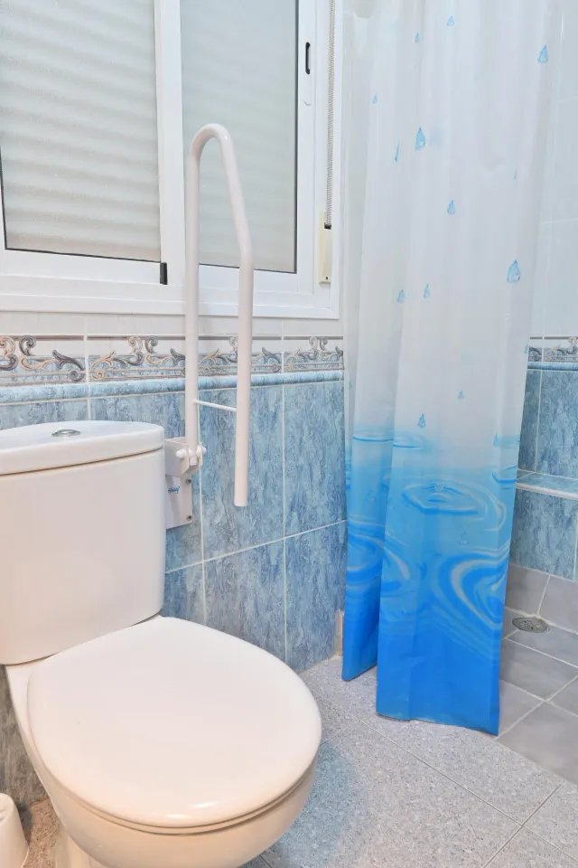 Se vende casa en Alcalá de Guadaíra. — 11