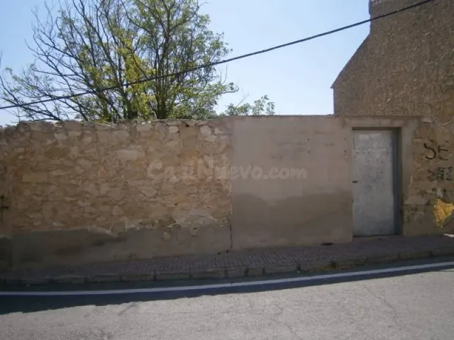 CASA SOLAR EN PUEBLO — 4