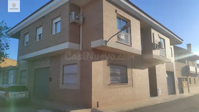 Se VENDE CASA en zona ALDEA MORET - foto 2