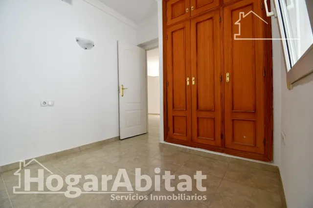 GRAN PAREADO CON GARAJE Y TERRAZA CERCA DE LA PLAYA — 18