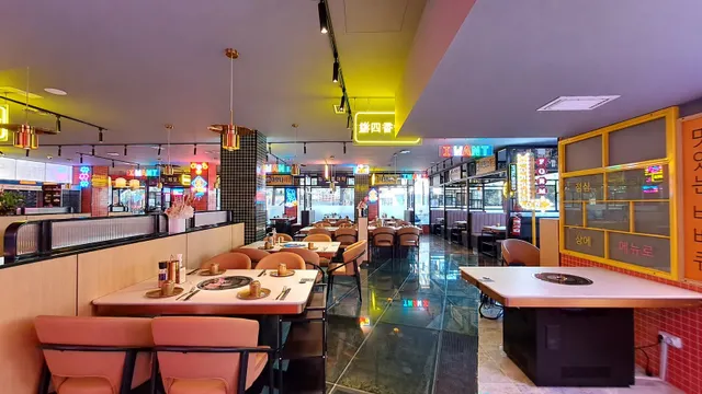 ¡Oportunidad! Gran Local de Restauración en Venta — 8