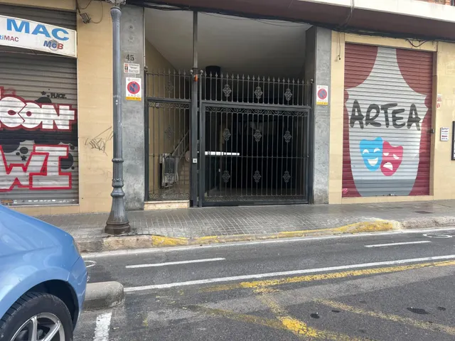 Ref. 8546 SALICO ofrece gran vivienda en Olivereta con plaza de aparcamiento — 6