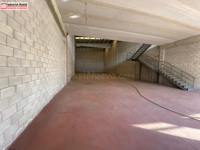 Nave industrial en alquiler en Guadalajara - foto 4