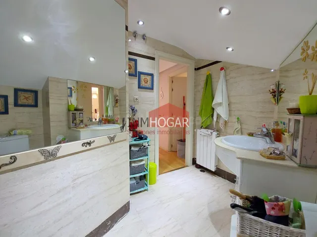 Apartamento con terraza en hervencias — 8