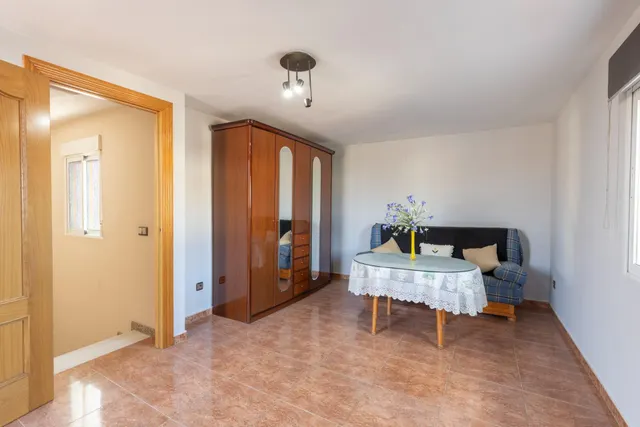 Casa independiente a 5 minutos de Granada en buen estado para entrar a vivir — 42