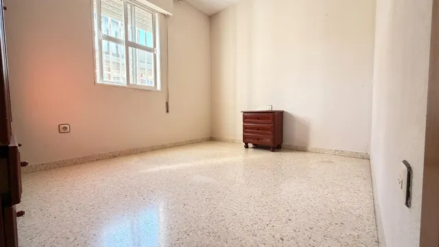Piso de 3 dormitorios con trastero en zona Los Ratones | Los Palacios — 14