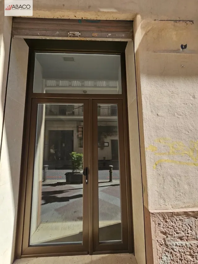 Amplio Edificio en el Corazón de Alicante - Oportunidad Única — 7