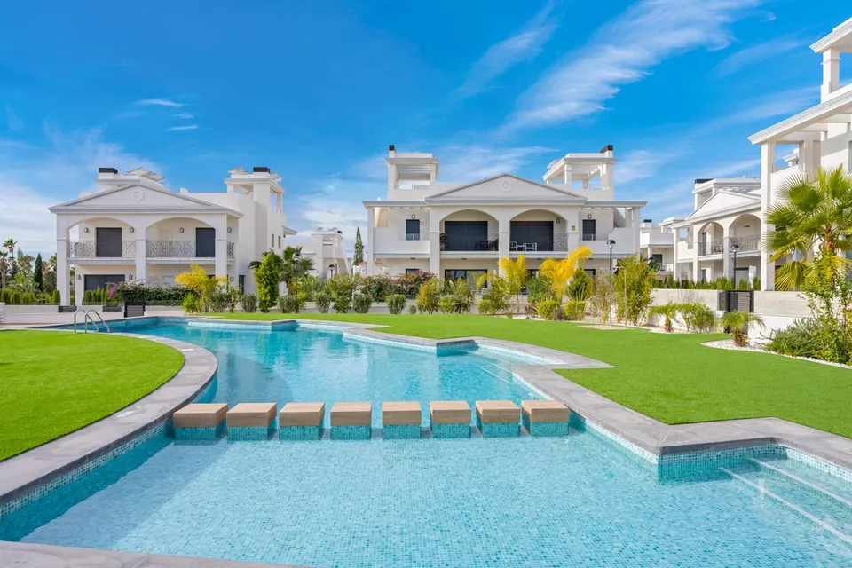 Planta baja 2 habitaciones 79m² en venta - Centro de la Ciudad Quesada