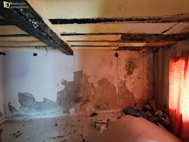 Se vende casa en Quintanapalla, Burgos — 17
