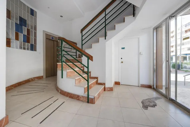PRECIOSO APARTAMENTO TOTALMENTE REFORMADO CON VISTAS FRONTALES AL MAR — 35