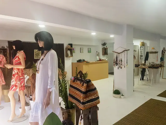 Gran local para convertir en vivienda — 6