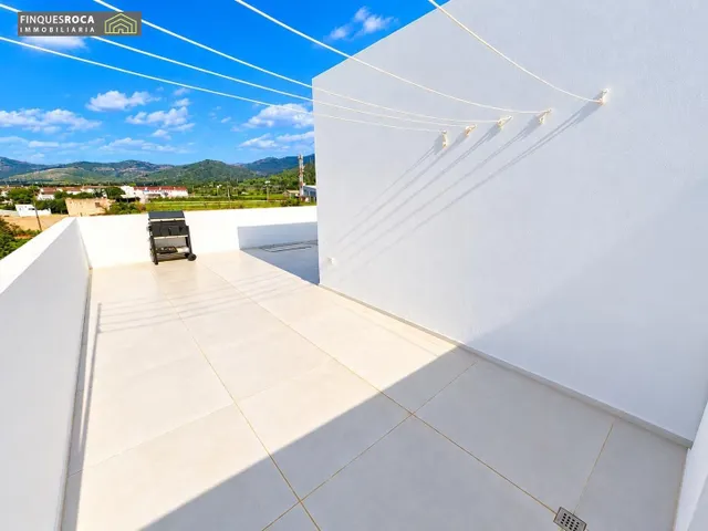 Exclusivo chalet de diseño con piscina privada a 200 metros del mar en les cases d’alcanar — 41