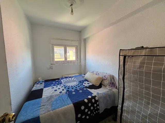 Piso para reformar en La Almozara - foto 5