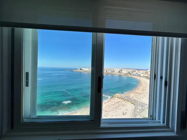 ESPECTACULAR VIVIENDA CON VISTAS AL MAR y PUERTO CON DOS PLAZAS DE GARAJE — 20