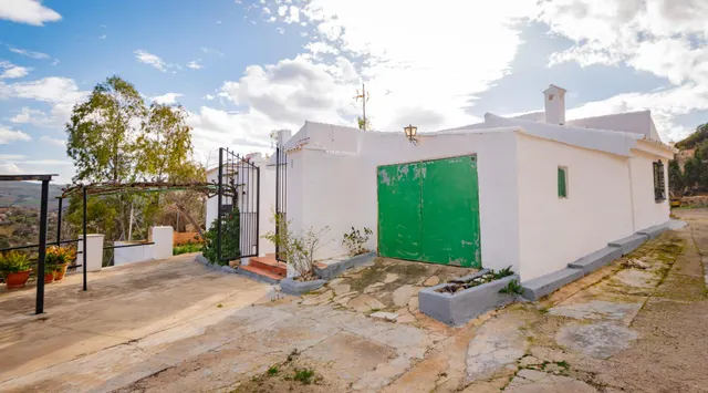 VENTA DE FINCA RUSTICA EN LA ZONA DE LA SIERRA DEL TORCAL — 14