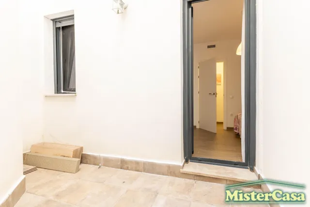 ¡¡¡EXCLUSIVA!! ROTA  Piso de 4 dormitorios, 2 baños, garaje y trastero. Gran patio privado y piscina comunitaria. — 26
