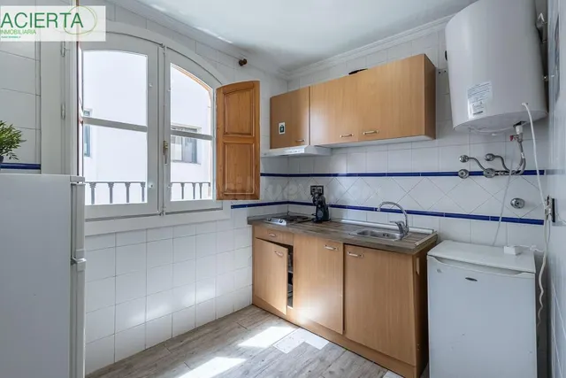 PISO CON LICENCIA TURISTICA EN CALLE NAVAS — 5