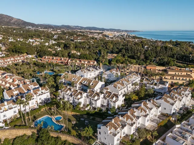 Adosado 4 habitaciones 300m² en alquiler - Marbella - foto 2