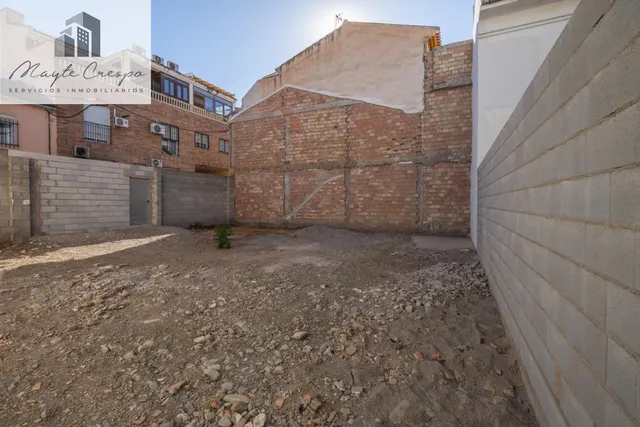 EXCELENTE SOLAR EN VENTA EN ARMILLA (JUNTO PLAZA ESPAÑA) — 21