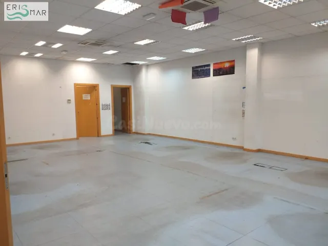 LOCAL COMERCIAL EN ALQUILER Y VENTA EN NAVALCARNERO — 5