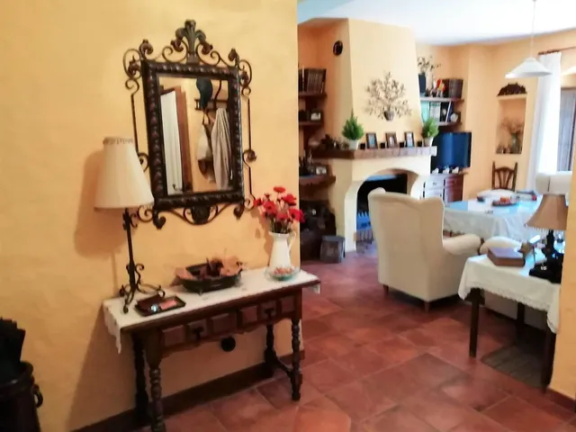 VENTA CASA CON PATIO EN VILLALUENGA DEL ROSARIO — 7