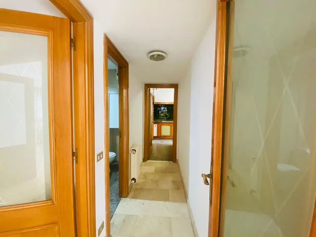✨ Amplio piso con gran potencial en Santa Catalina ✨ — 16