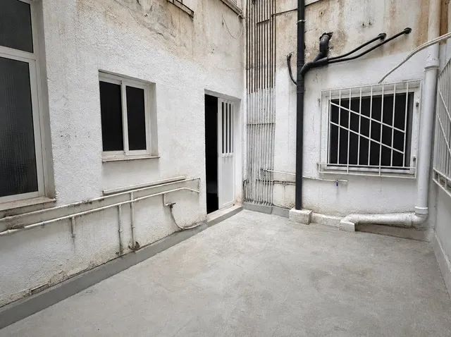 Piso exterior de 4 dormitorios en el centro de Águilas — 12