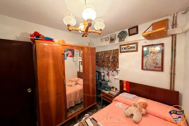 CASA INDEPENDIENTE EN VENTA EN ENGUIDANOS — 17