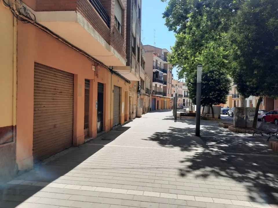 LOCAL DIAFANO CON PATIO