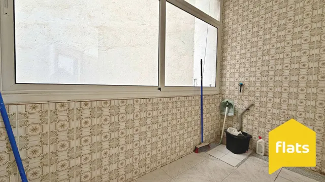 Se vende Amplio y Luminoso Piso exterior de 3 amplias habitaciones, Galería exterior, patio interior, Aire Acondicionado y con increíbles oportunidades de reforma a tu gusto! — 9