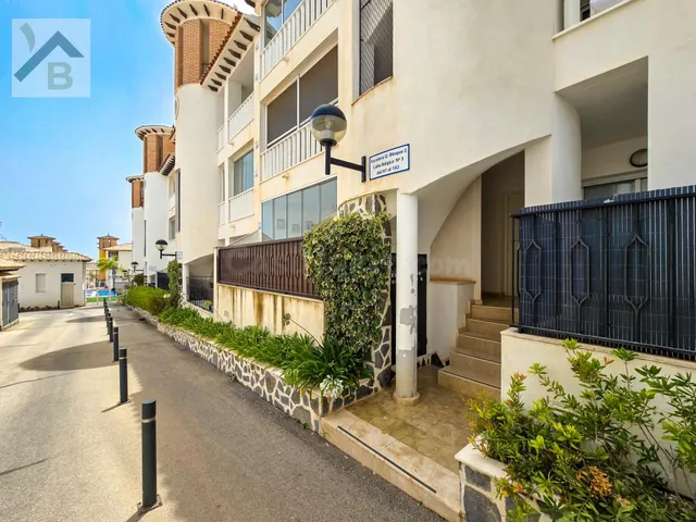 Costa Blanca | Elegante apartamento en una ubicación única – - foto 2