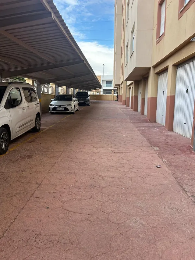 Exclusivo Piso en Puebla de Vícar con Vistas y Comodidades — 28