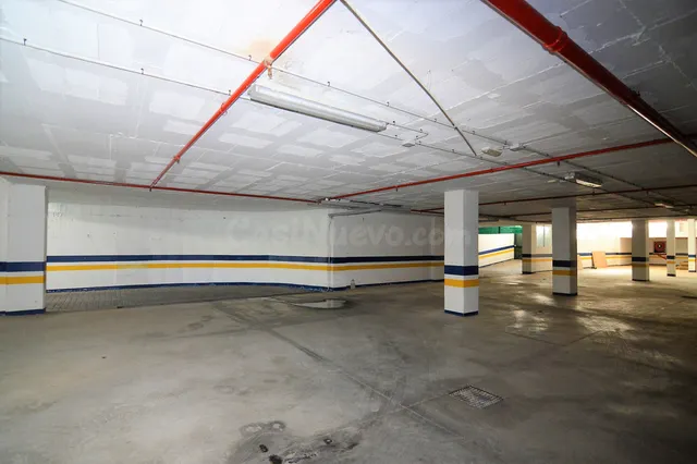 Garaje 2047m² en venta - Marbella — 3