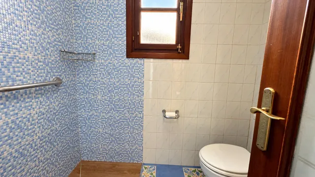 PISO CON GARAJE CERRADO EN EL CENTRO DE COMILLAS — 24
