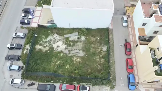 Terreno edificable en zona premium Estepona Costa del Sol — 2