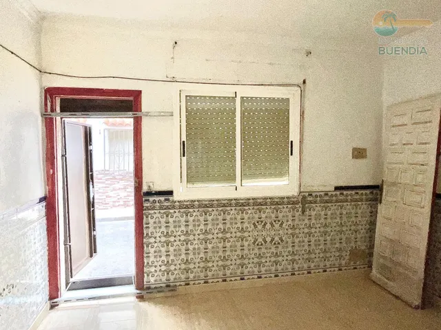 APARTAMENTO EN PLANTA BAJA EN LA ZONA DE PLAYASOL. - foto 2