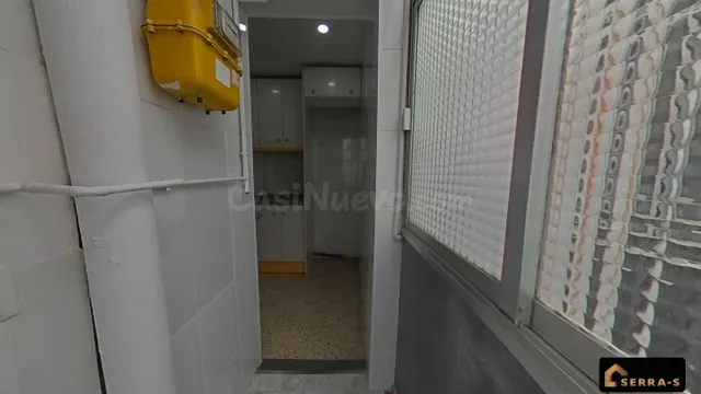 ¡IDEAL INVERSORES! Piso con alta rentabilidad garantizada en - foto 4