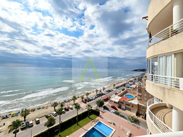 Espectacular frontal En Primerisima Linea de Morro de Gos !