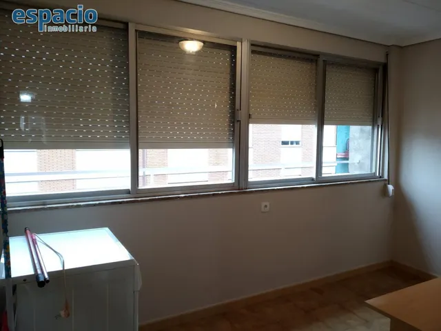 VENTA DE PISO LUMINOSO EN ZONA CENTRO — 8