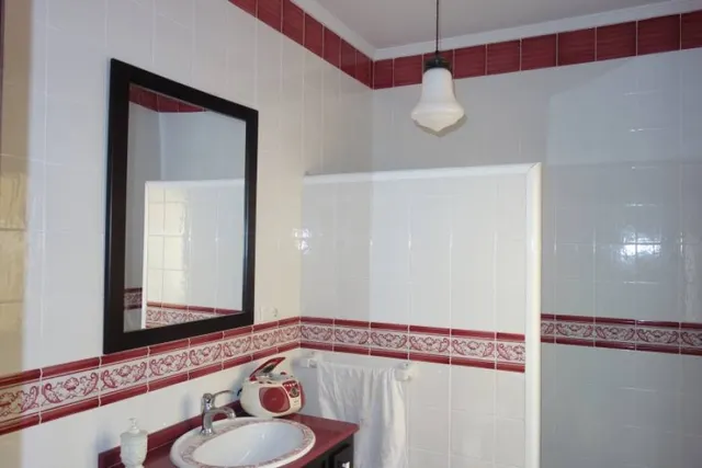 Casa nueva, 4 dormitorios, garaje , "próximo a centro" — 39
